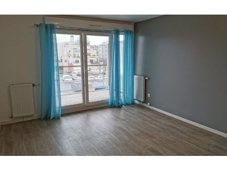 location appartement  41.2 m² t-2 à ermont  915 €