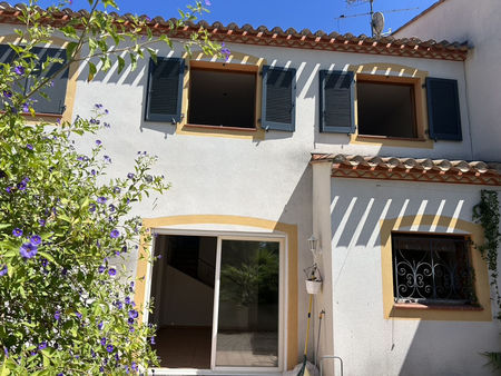 location maison 4 pièces 93m2 perpignan 66000 - 975 € - surface privée