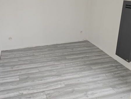 à louer appartement t3/4 vieille ville