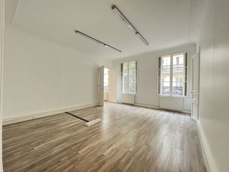 bureaux 5 pièces 103 m² paris