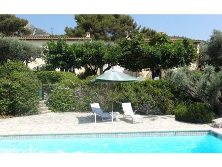 location maison  m² t-6 à toulon  2 293 €