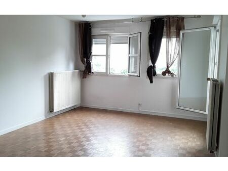 location appartement  m² t-3 à torcy  1 009 €