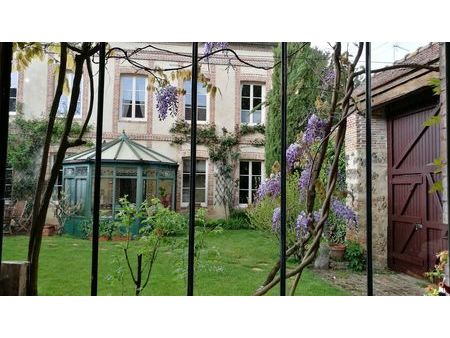 location maison de maitre meublée à proximité d'epernay  30 min de reims  1h30 de paris