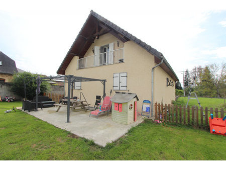 pontacq  a vendre maison 134 m2 avec garage sur terrain de 1