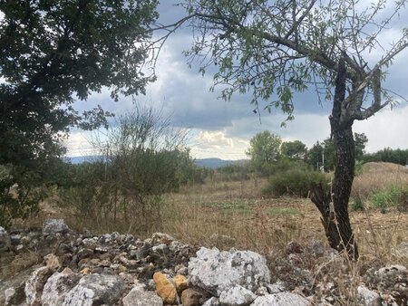 terrain à bâtir à saint-maximin-la-sainte-baume (83470)