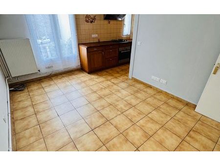 location appartement  44.03 m² t-3 à rosny-sous-bois  950 €