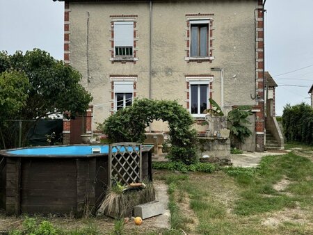 vente maison traditionnelle 6 pièces de 170 m² à saint