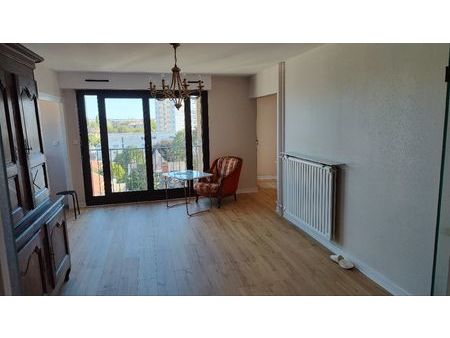 nancy - appartement 4 pièces 85 m² - 2 chambres