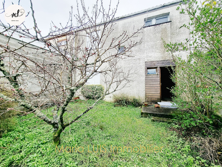 maison mitoyenne avec 3 chambres  garage et jardin