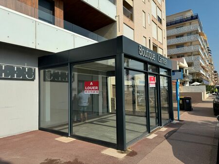 boutique commerciale canet en roussillon