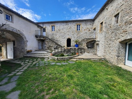 maison de luxe à vendre à rousson