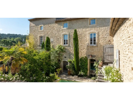 maison cabrières-d'avignon (84)