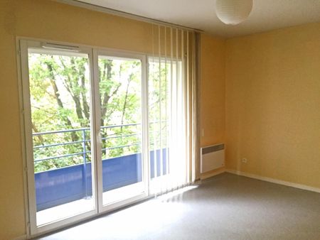 appartement * 1 pièces * 24 m² * 44000 nantes * 416 * 26 * 442