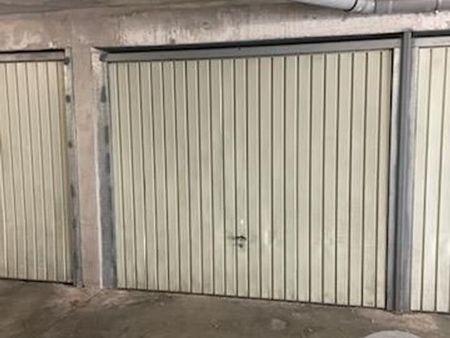 parking à louer - 14 m2 - montpellier - 34 - languedoc-roussillon