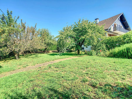 maison individuelle poisy de 5pièces de 134 m² sous sol complet sur un terrain de 1050 m²