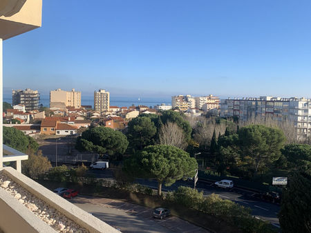 location appartement 1 pièces 23m2 canet-plage 66140 - 420 € - surface privée