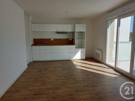 location appartement 2 pièces à fougères (35300) : à louer 2 pièces / 45m² fougères