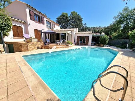 vente villa 6 pièces 150 m²