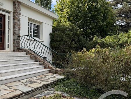 vente maison à l'aiguillon-sur-vie (85220) : à vendre / 146m² l'aiguillon-sur-vie