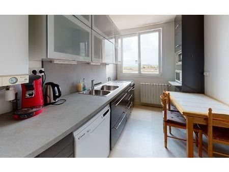 location appartement  66.91 m² t-3 à lyon 4  1 171 €