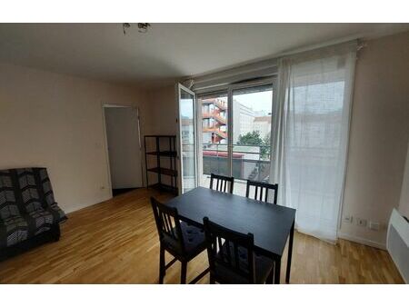 location appartement 2 pièces 44 m² lyon 3 (69003)