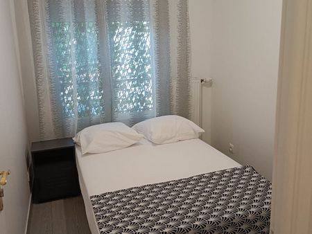 location d'une maison très propre à montreuil