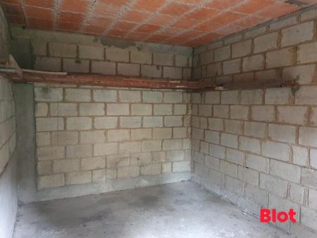 vente garage et parking à fougères (35300) : à vendre / 14m² fougères