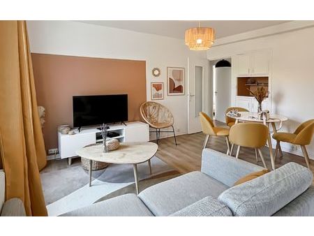 location appartement  64.38 m² t-4 à lyon 8  1 200 €