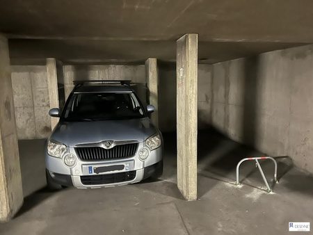 location parking 13 m²