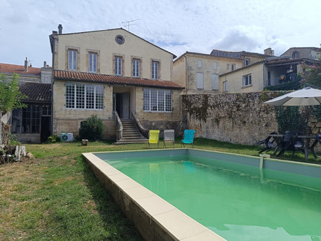 maison bourgeoise centre ville 5 chambres dont 3 suitesgrand jardin piscine