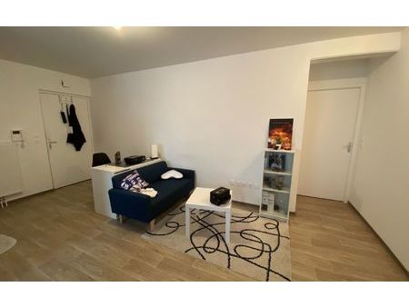 location appartement  m² t-3 à béthune  673 €