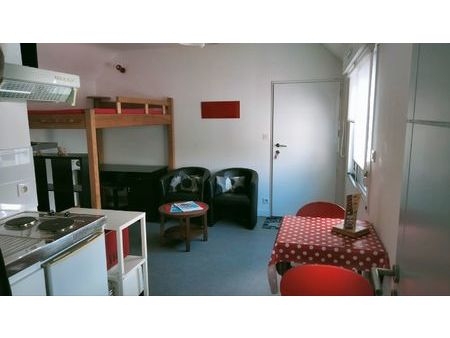 location studio meublé à 5 mn à pied de l'iut stmalo