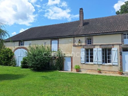 maison de campagne à vendre sormery (89)  7000 m2 terrain  nombreuses dependances