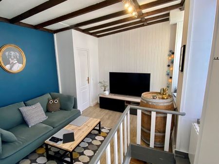 t2 meublé en triplex 36 m2 rue léonard danel vieux lille