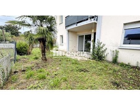 achat immobilier sur ambares et lagrave  appartement de type 3 avec un très beau jardin