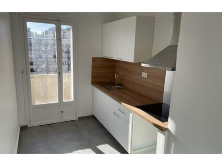 location appartement 3 pièces 68 m² marseille 3 (13003)