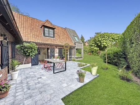 maison de luxe à vendre dans le quartier beaumont