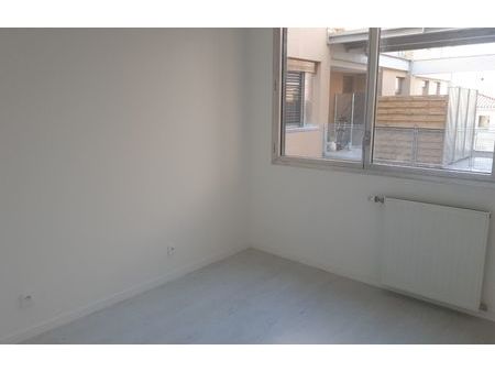 location appartement 2 pièces 41 m² villeurbanne (69100)