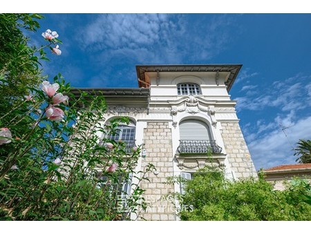 maison de luxe à vendre dans le quartier evêché