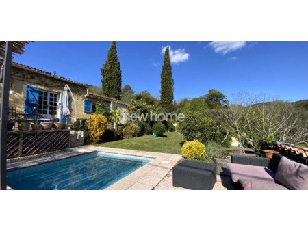 maison avec piscine et terrasse les adrets-de-l'esterel (83)