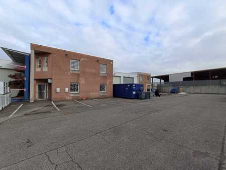 location d'entrepôt de 754 m² à vaulx-en-velin - 69120