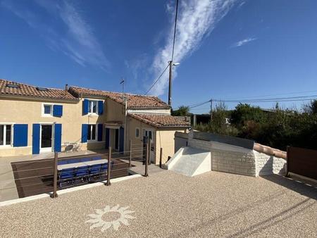 vente maison à meschers-sur-gironde (17132) : à vendre / 177m² meschers-sur-gironde