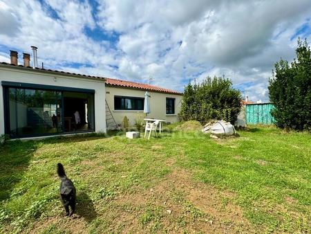 vente maison à rochefort (17300) : à vendre / 110m² rochefort