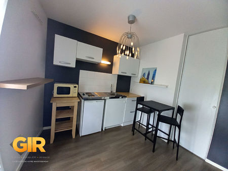 a louer studio meuble de 20m² - rennes rue de fougeres