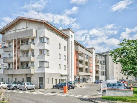 annexe + appartement + parking