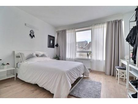 très bel appartement lumineux et spacieux !