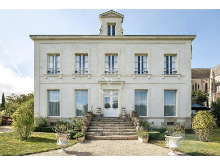 vente maison à vieillevigne (44116) : à vendre / 290m² vieillevigne