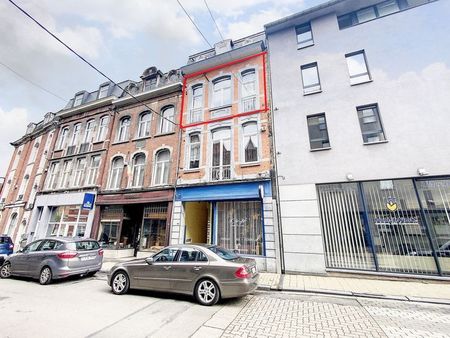 appartement 1 chambre à louer au centre de dinant