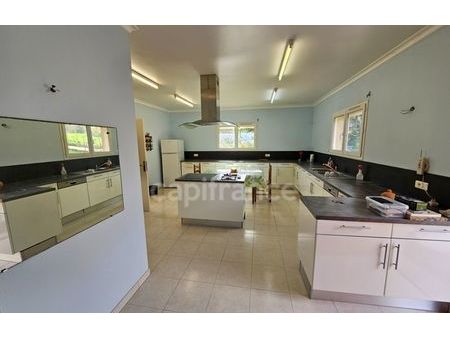 vente maison 4 pièces 241 m² peri (20167)