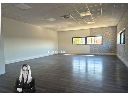 local commercial 72 m² salon-de-provence